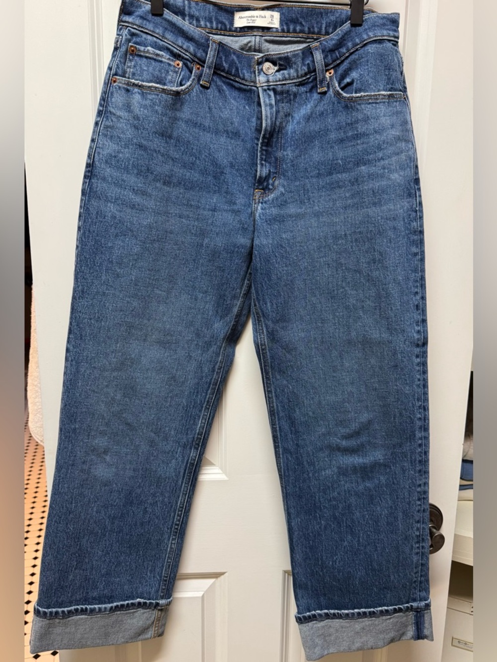 Abercrombie & Fitch baggy low rise cuffed jeans